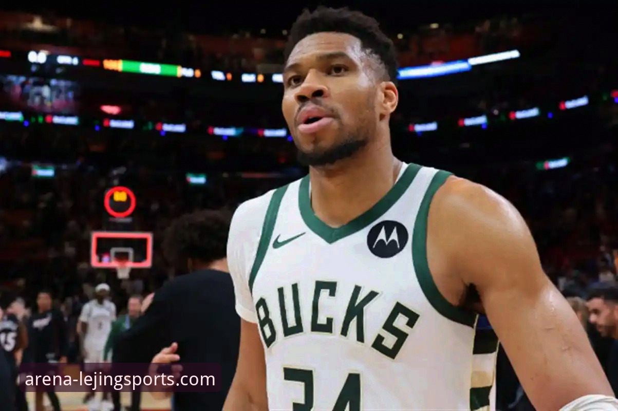 CJ-麦科勒姆1年2100万续约老鹰，这笔交易在乐竟体育APP上怎么看？